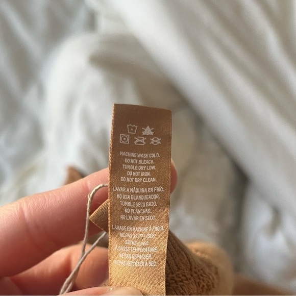 SKIMS Waffle Knit Sleep Jumpsuit Camel - Picture 7 of 12